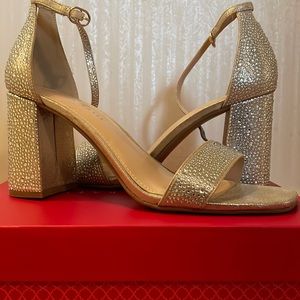 Kelly and Katie chunk heels